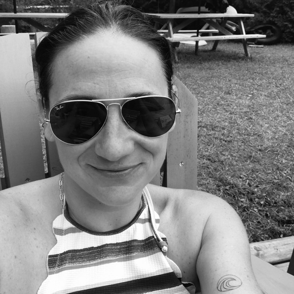 Meet your Posher, Yael - Picture 1 of 1